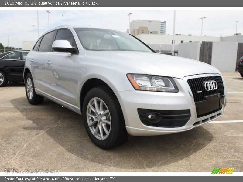 Ice Silver Metallic / Black 2010 Audi Q5 3.2 quattro