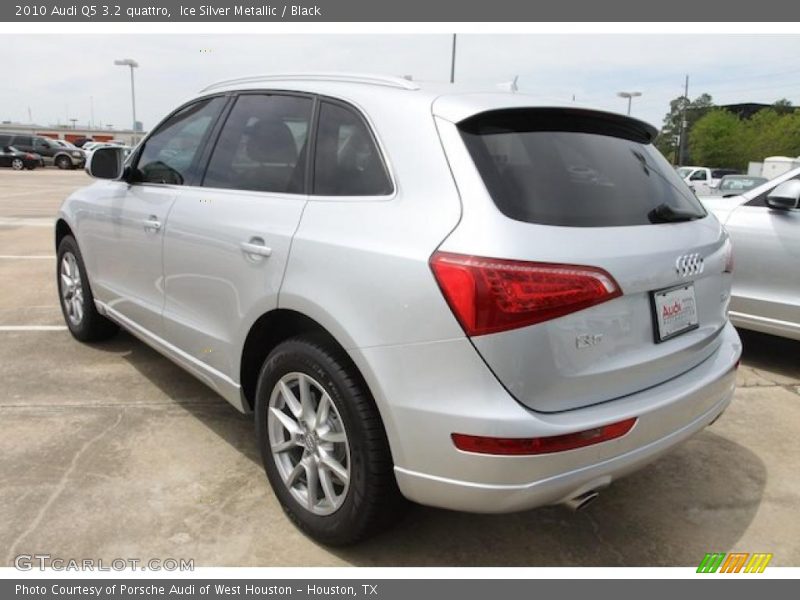 Ice Silver Metallic / Black 2010 Audi Q5 3.2 quattro