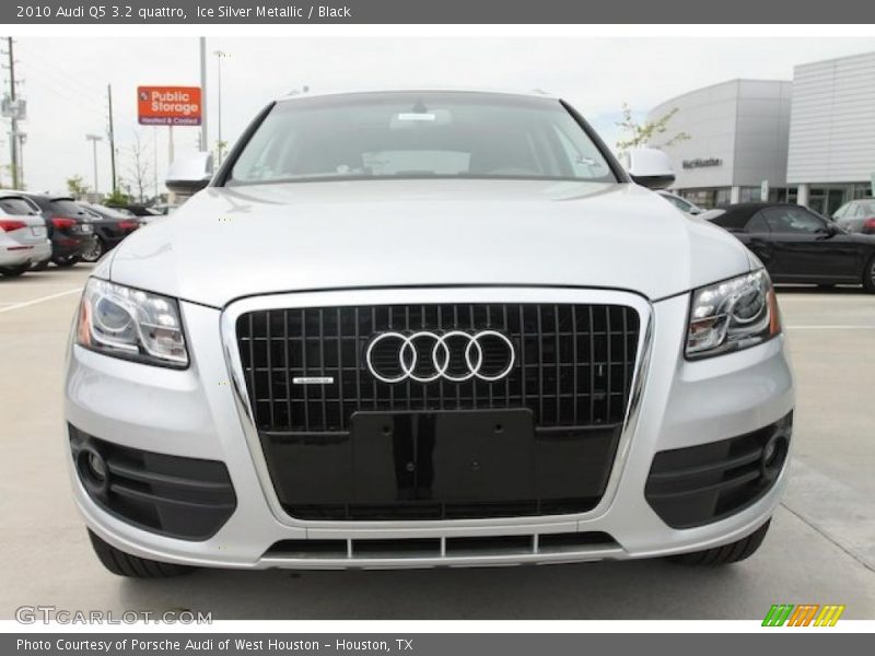 Ice Silver Metallic / Black 2010 Audi Q5 3.2 quattro