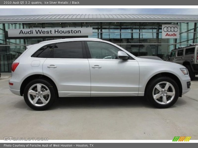 Ice Silver Metallic / Black 2010 Audi Q5 3.2 quattro