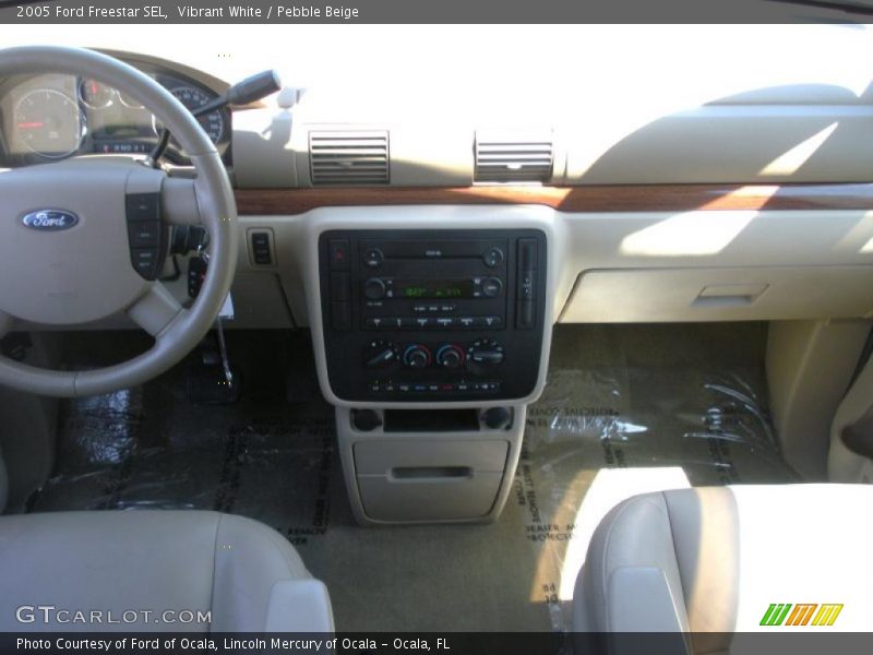 Vibrant White / Pebble Beige 2005 Ford Freestar SEL