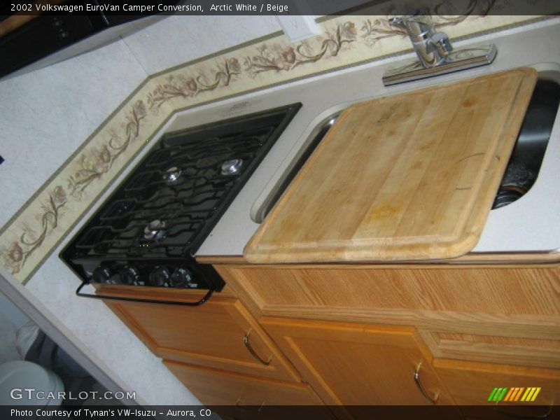 Arctic White / Beige 2002 Volkswagen EuroVan Camper Conversion