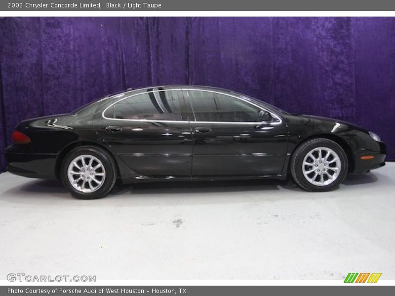Black / Light Taupe 2002 Chrysler Concorde Limited