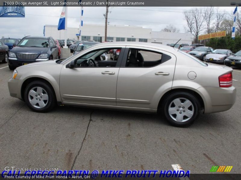 Light Sandstone Metallic / Dark Khaki/Light Graystone 2009 Dodge Avenger SE