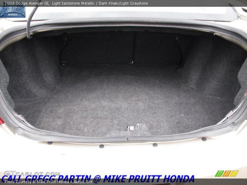 Light Sandstone Metallic / Dark Khaki/Light Graystone 2009 Dodge Avenger SE