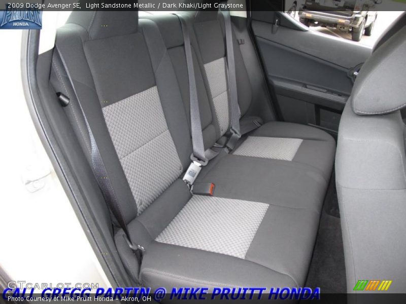 Light Sandstone Metallic / Dark Khaki/Light Graystone 2009 Dodge Avenger SE