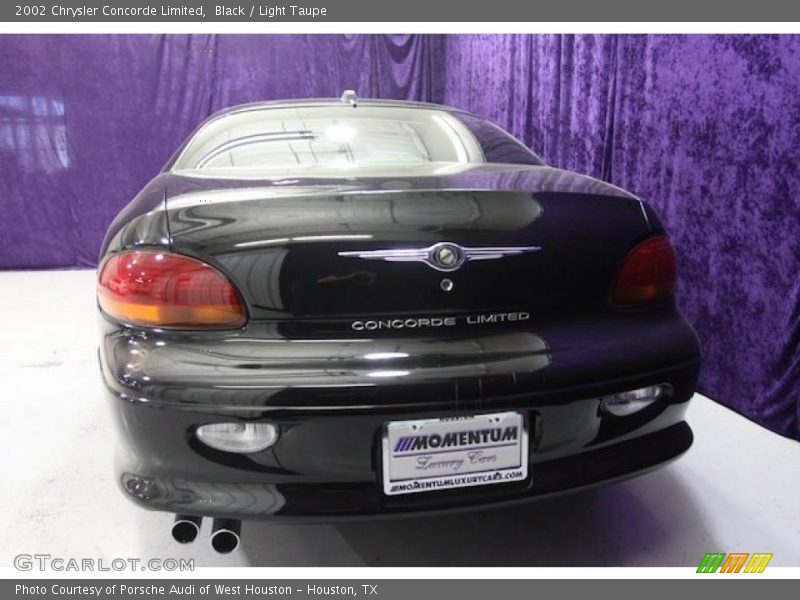 Black / Light Taupe 2002 Chrysler Concorde Limited