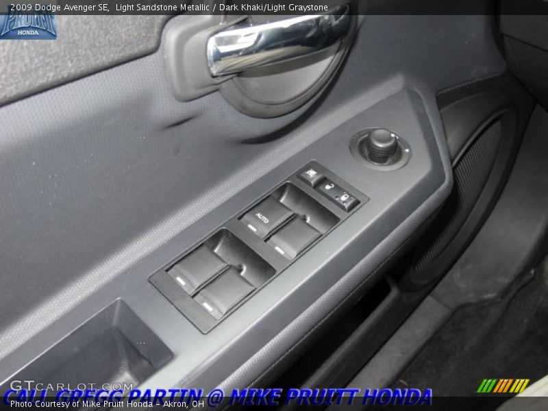 Light Sandstone Metallic / Dark Khaki/Light Graystone 2009 Dodge Avenger SE