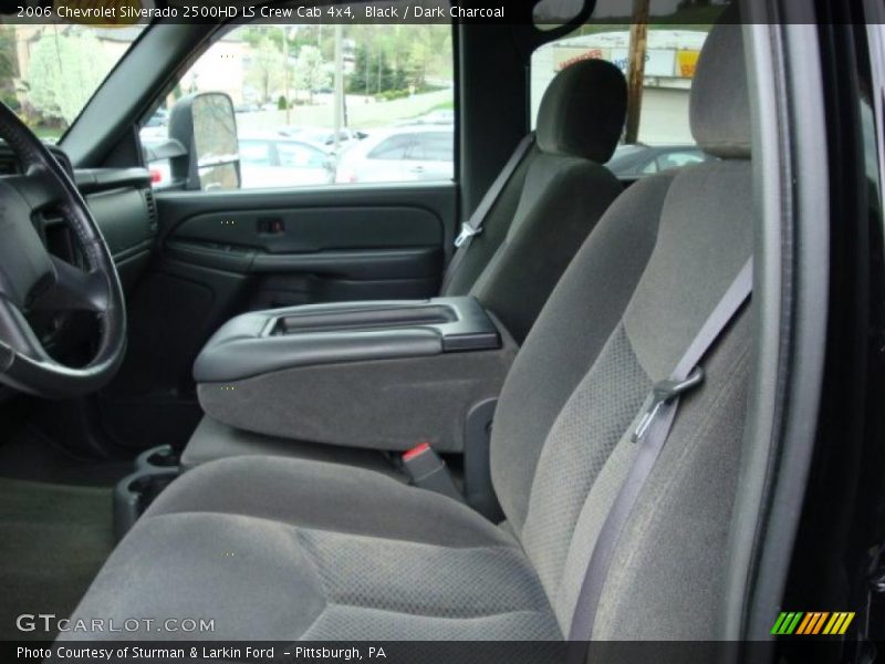 Black / Dark Charcoal 2006 Chevrolet Silverado 2500HD LS Crew Cab 4x4