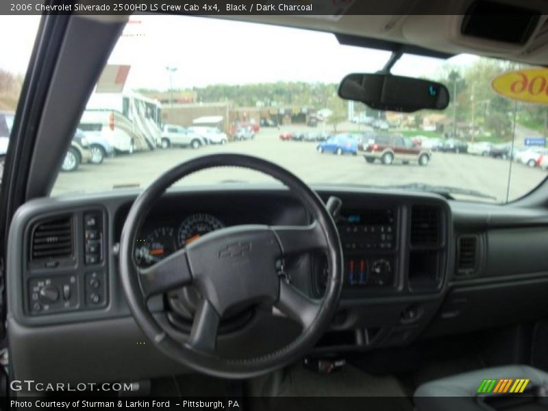 Black / Dark Charcoal 2006 Chevrolet Silverado 2500HD LS Crew Cab 4x4