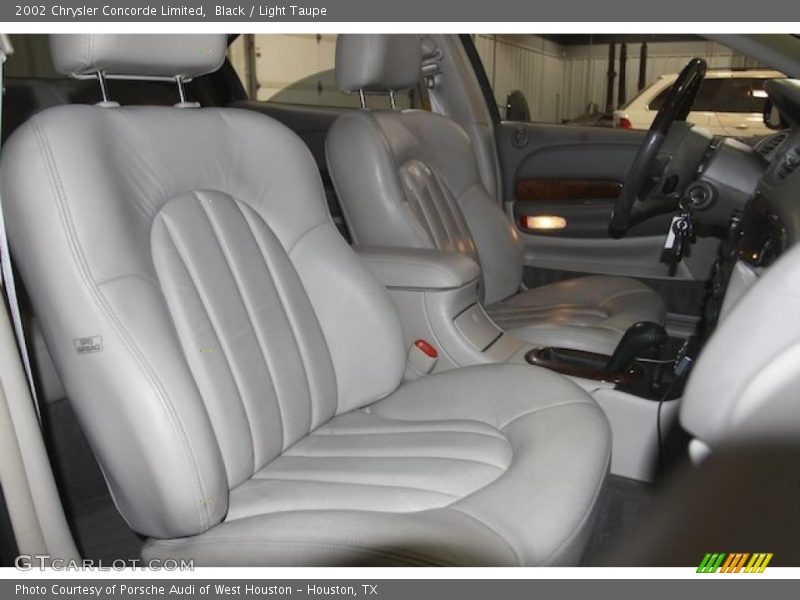 Black / Light Taupe 2002 Chrysler Concorde Limited