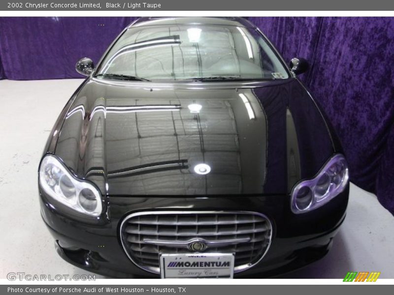 Black / Light Taupe 2002 Chrysler Concorde Limited