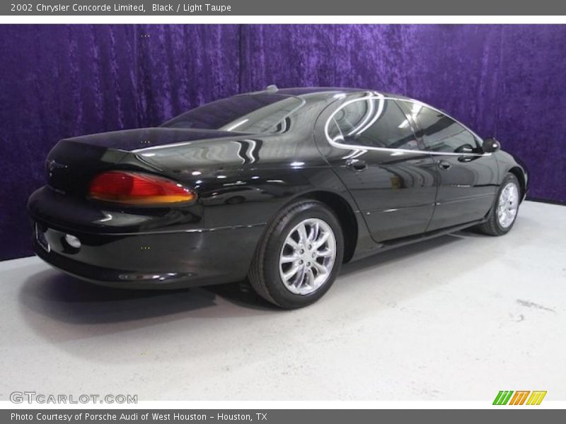 Black / Light Taupe 2002 Chrysler Concorde Limited