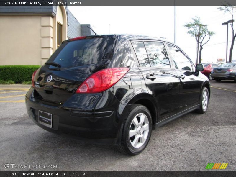 Super Black / Charcoal 2007 Nissan Versa S