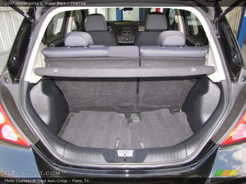 Super Black / Charcoal 2007 Nissan Versa S