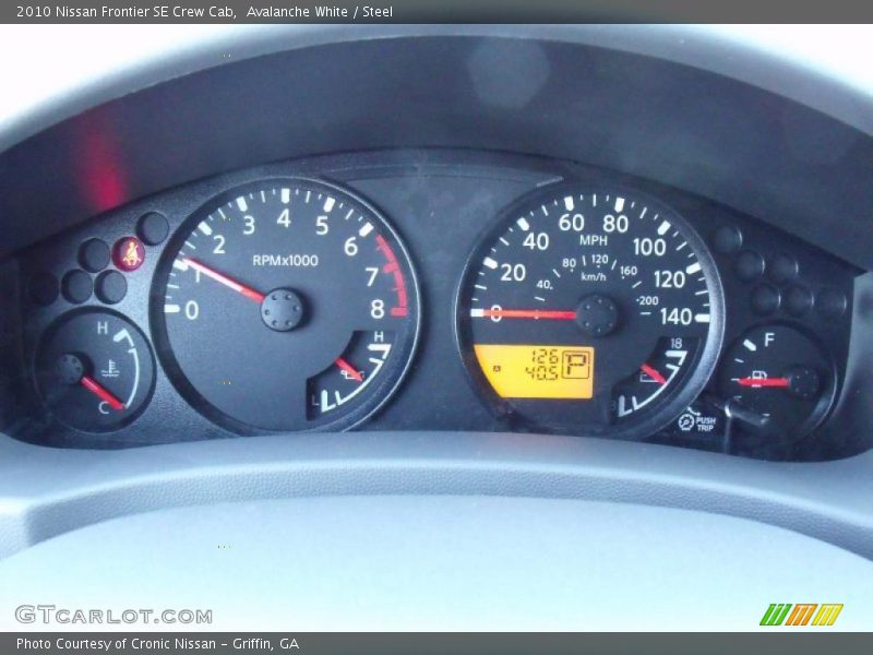 Avalanche White / Steel 2010 Nissan Frontier SE Crew Cab