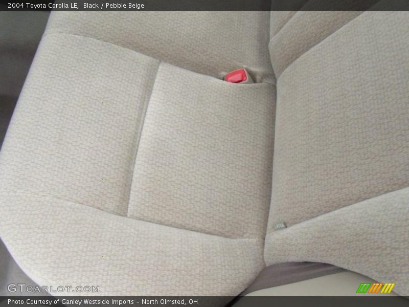 Black / Pebble Beige 2004 Toyota Corolla LE