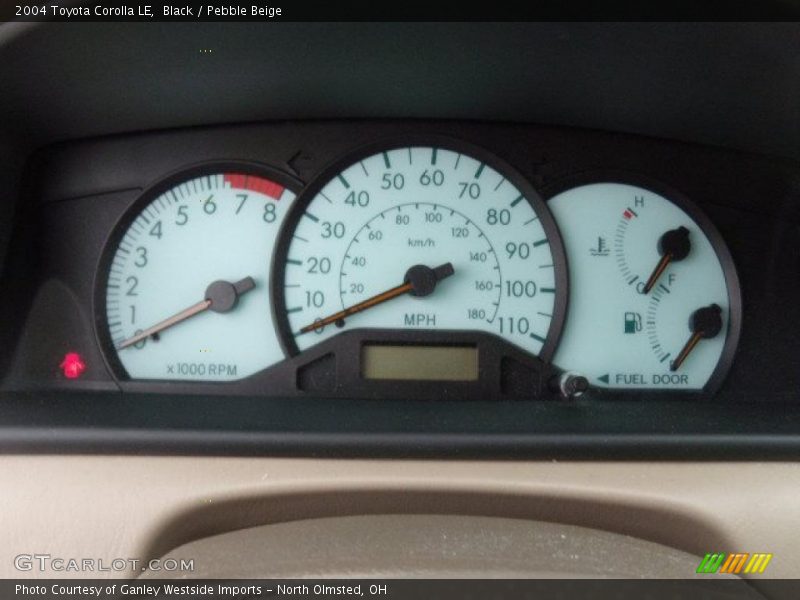 Black / Pebble Beige 2004 Toyota Corolla LE