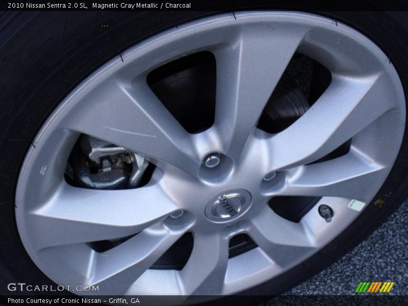 Magnetic Gray Metallic / Charcoal 2010 Nissan Sentra 2.0 SL
