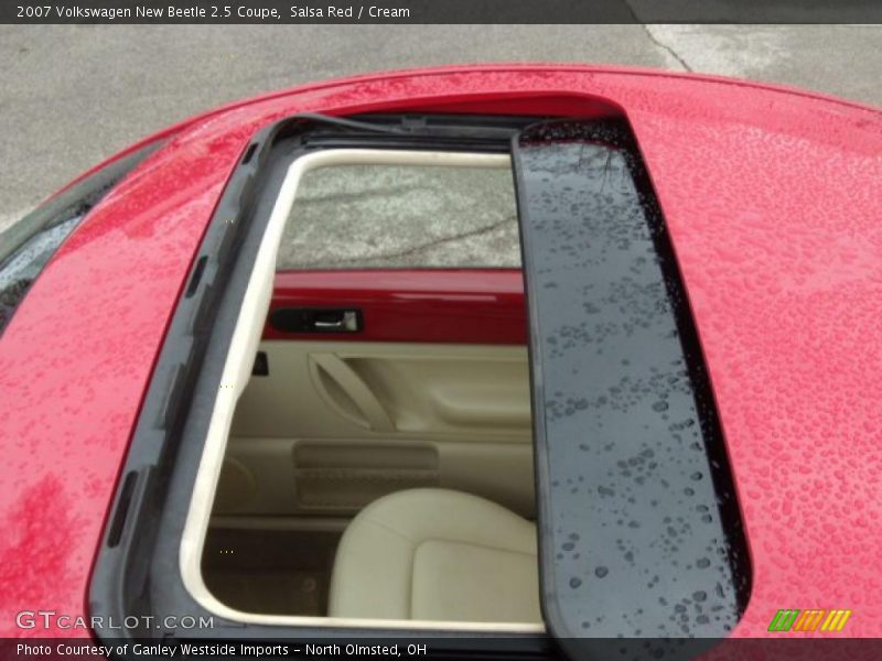 Salsa Red / Cream 2007 Volkswagen New Beetle 2.5 Coupe