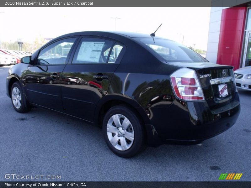 Super Black / Charcoal 2010 Nissan Sentra 2.0