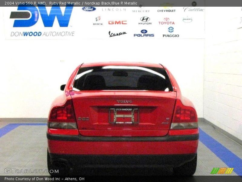 Ruby Red Metallic / Nordkap Black/Blue R Metallic 2004 Volvo S60 R AWD