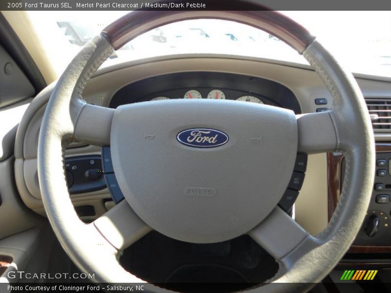 Merlot Pearl Clearcoat / Medium/Dark Pebble 2005 Ford Taurus SEL