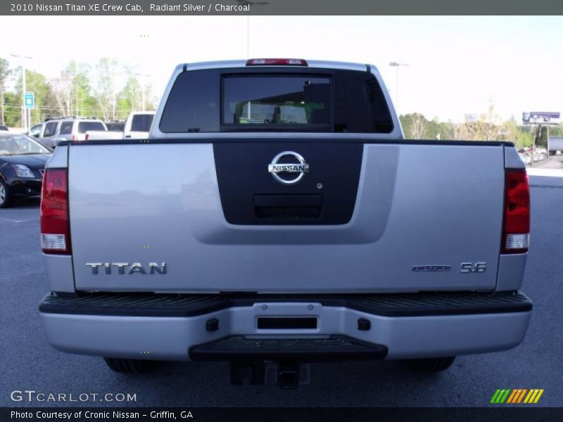 Radiant Silver / Charcoal 2010 Nissan Titan XE Crew Cab