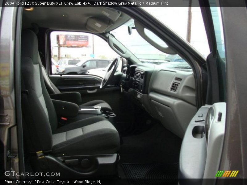 Dark Shadow Grey Metallic / Medium Flint 2004 Ford F250 Super Duty XLT Crew Cab 4x4