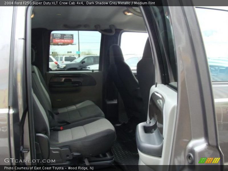 Dark Shadow Grey Metallic / Medium Flint 2004 Ford F250 Super Duty XLT Crew Cab 4x4
