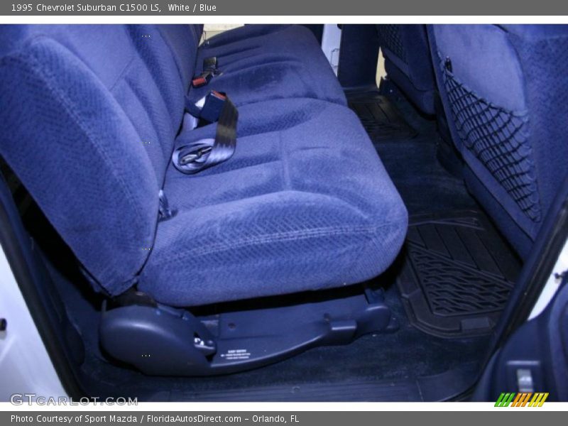 White / Blue 1995 Chevrolet Suburban C1500 LS