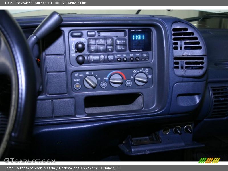 White / Blue 1995 Chevrolet Suburban C1500 LS