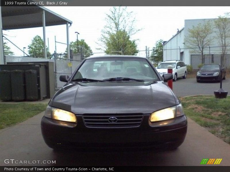 Black / Gray 1999 Toyota Camry CE