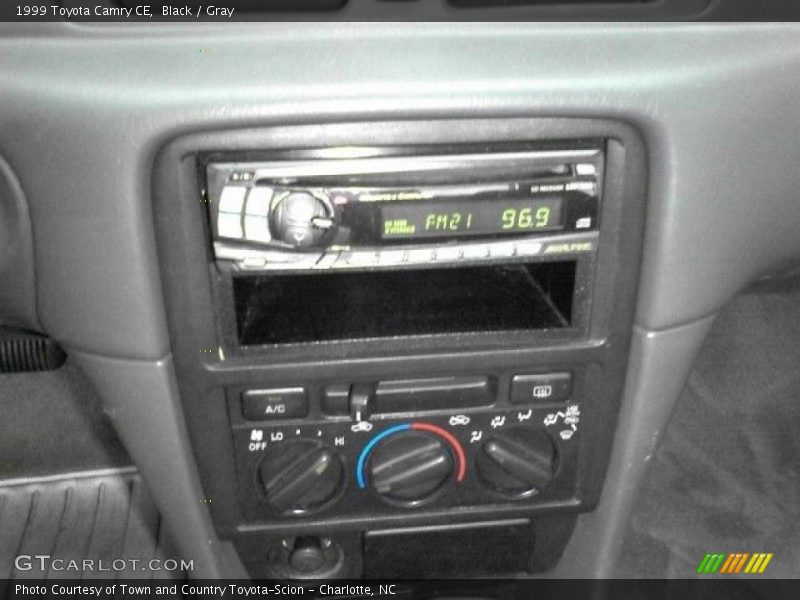 Black / Gray 1999 Toyota Camry CE