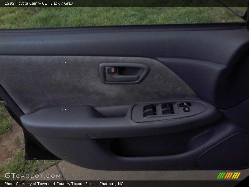 Black / Gray 1999 Toyota Camry CE