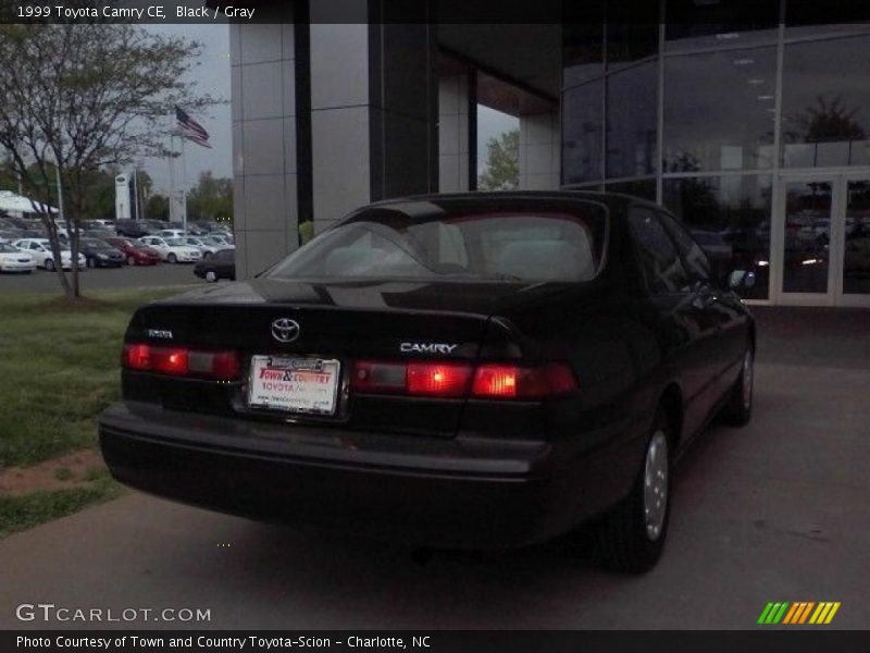 Black / Gray 1999 Toyota Camry CE