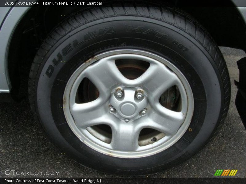 Titanium Metallic / Dark Charcoal 2005 Toyota RAV4