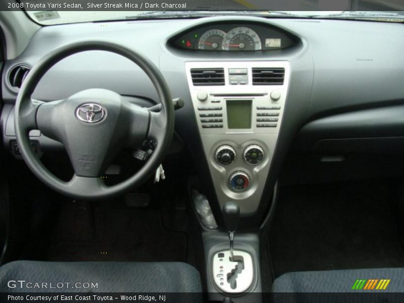 Silver Streak Mica / Dark Charcoal 2008 Toyota Yaris Sedan