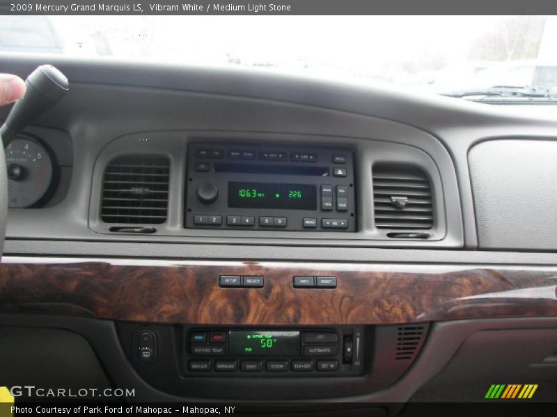 Vibrant White / Medium Light Stone 2009 Mercury Grand Marquis LS