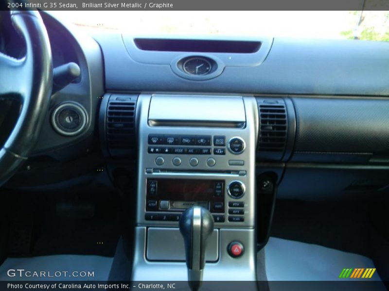 Brilliant Silver Metallic / Graphite 2004 Infiniti G 35 Sedan