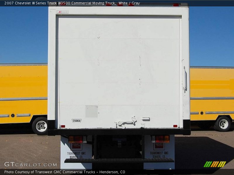 White / Gray 2007 Chevrolet W Series Truck W3500 Commercial Moving Truck