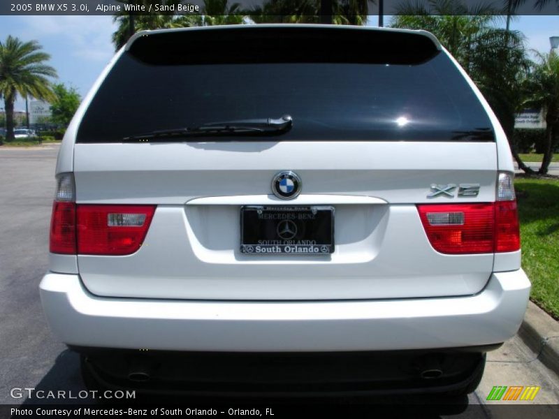 Alpine White / Sand Beige 2005 BMW X5 3.0i