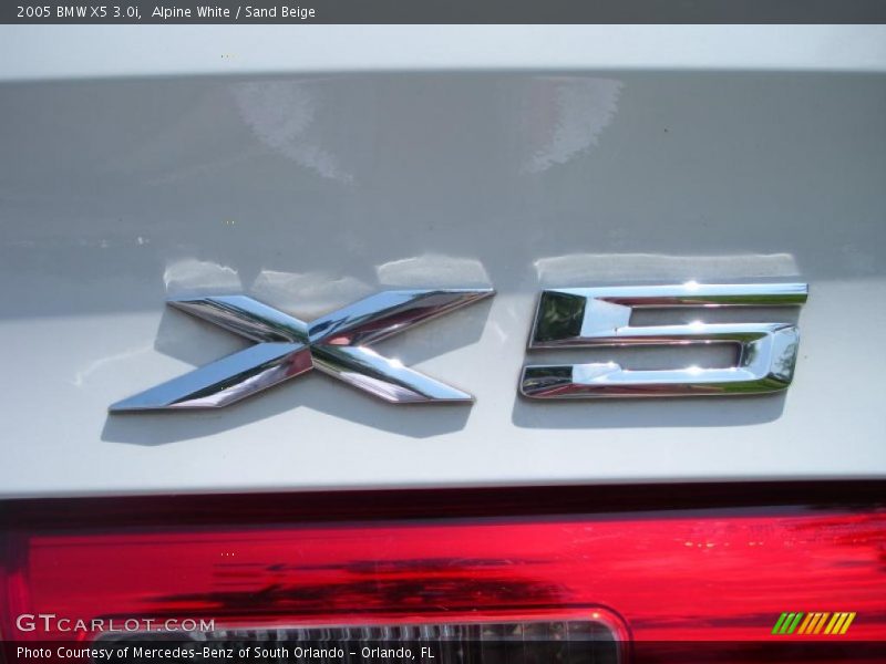 Alpine White / Sand Beige 2005 BMW X5 3.0i
