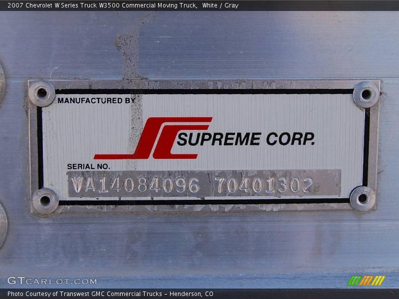 White / Gray 2007 Chevrolet W Series Truck W3500 Commercial Moving Truck