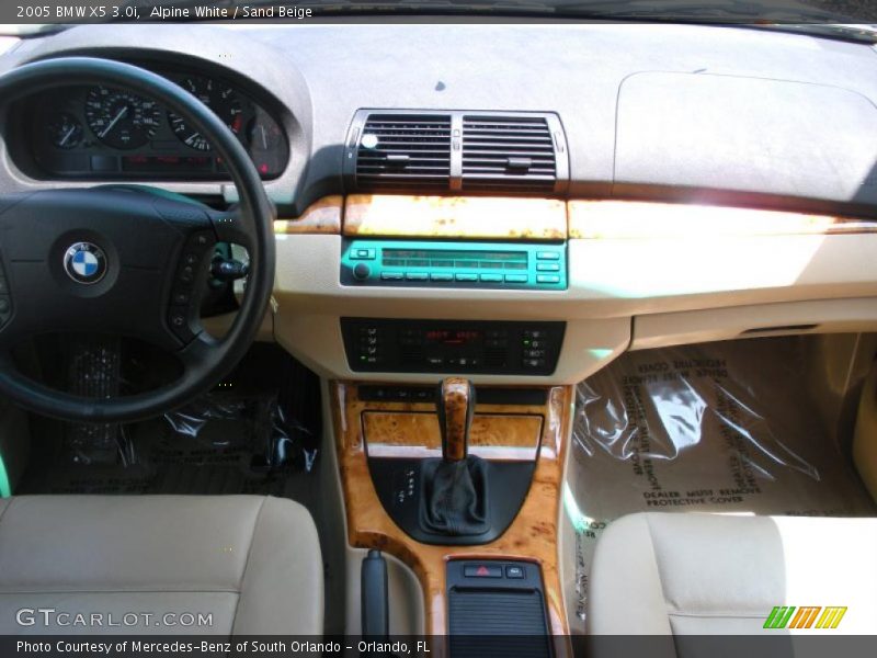 Alpine White / Sand Beige 2005 BMW X5 3.0i