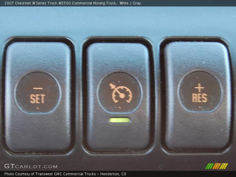 White / Gray 2007 Chevrolet W Series Truck W3500 Commercial Moving Truck