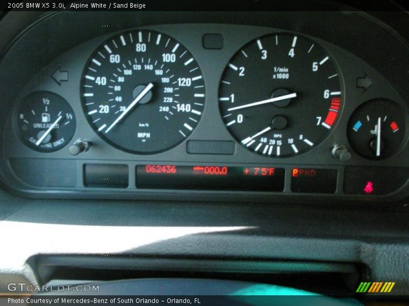 Alpine White / Sand Beige 2005 BMW X5 3.0i