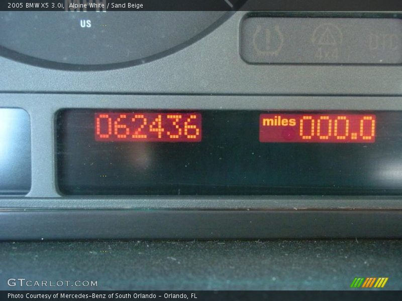 Alpine White / Sand Beige 2005 BMW X5 3.0i