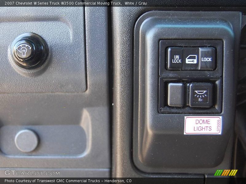 White / Gray 2007 Chevrolet W Series Truck W3500 Commercial Moving Truck