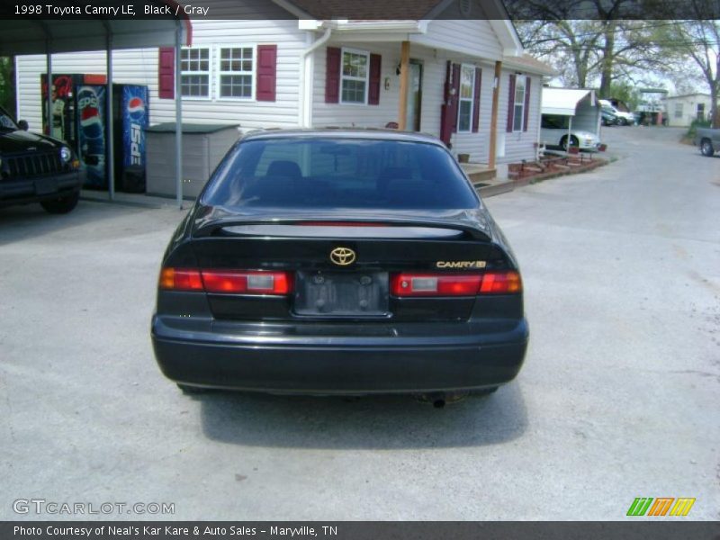 Black / Gray 1998 Toyota Camry LE